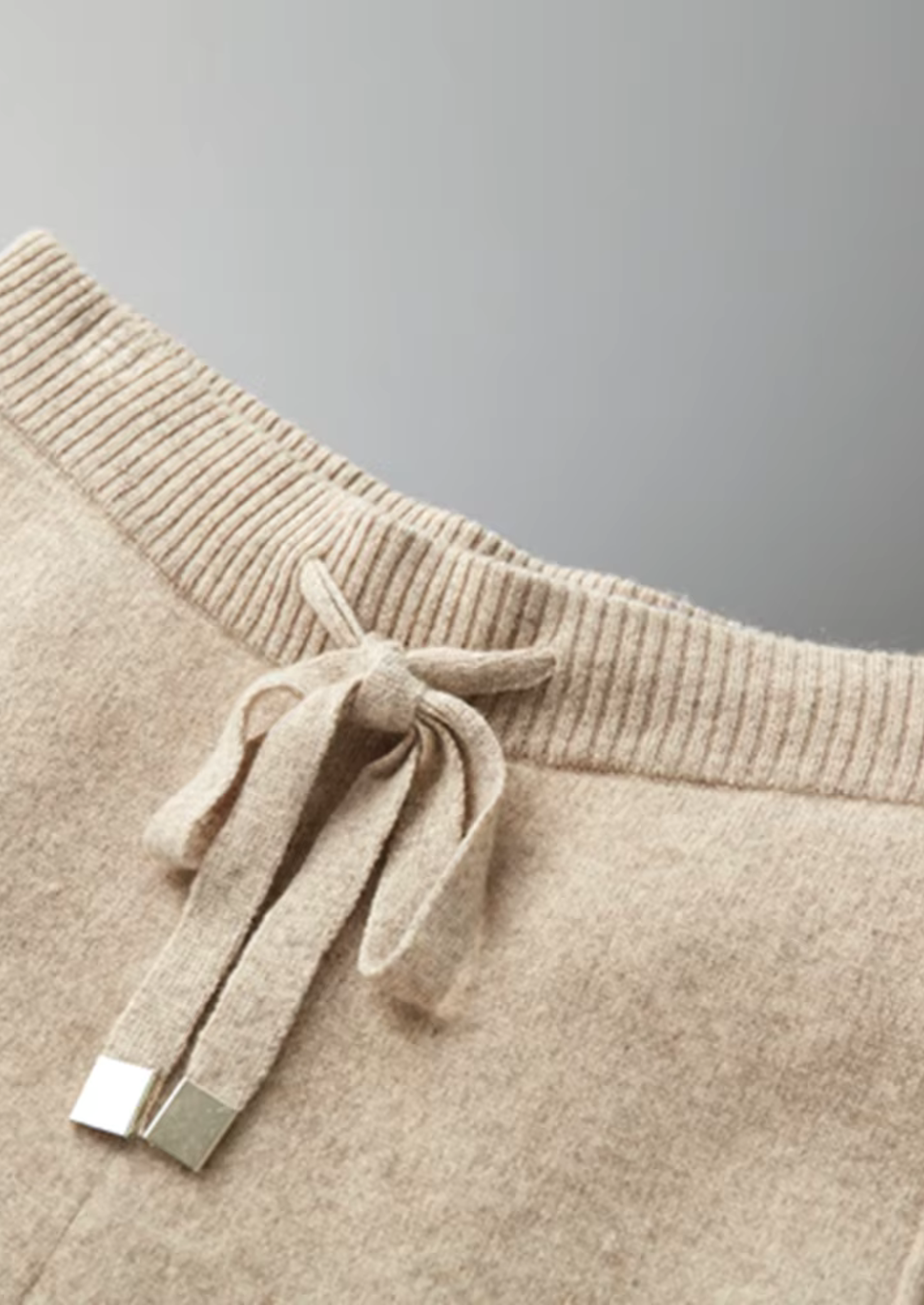 PREMIUM CASHMERE SAND KILIAN LEISURE SET