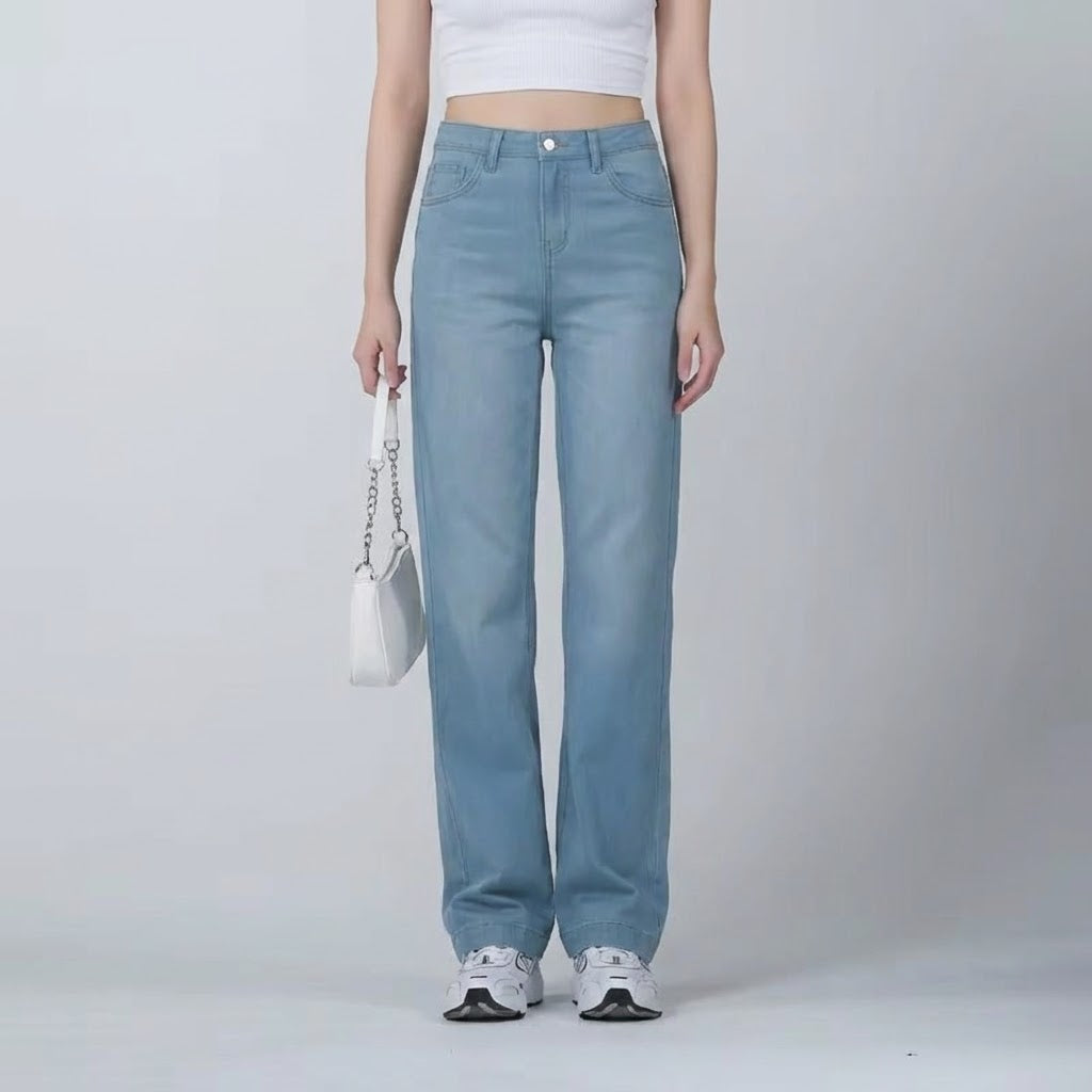 Chiclana™ | Vaqueros rectos de tiro alto y lavado claro - Nuovo&CO