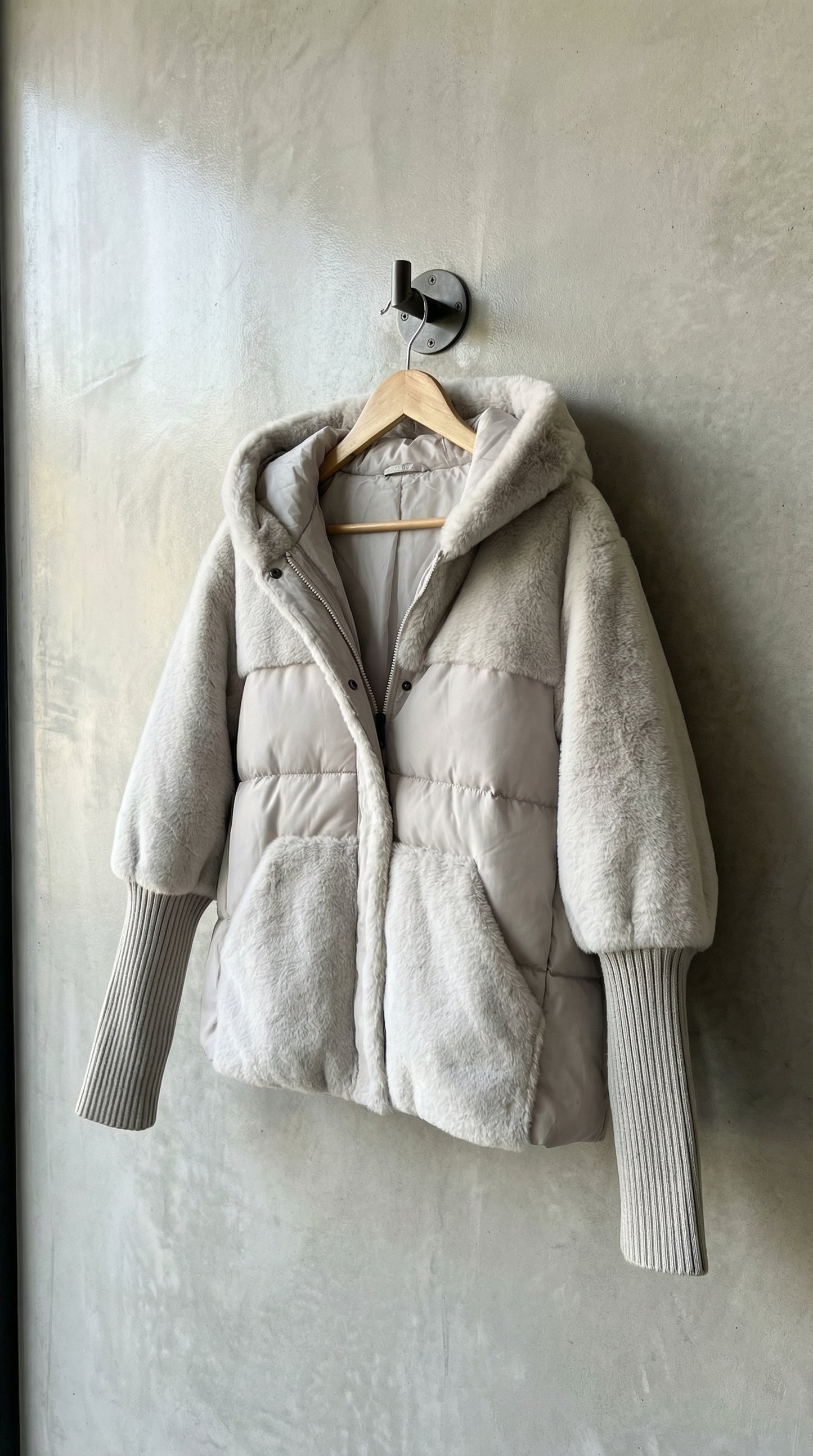 Camilla™ | Chaqueta acolchada con capucha y textura suave - Nuovo&CO