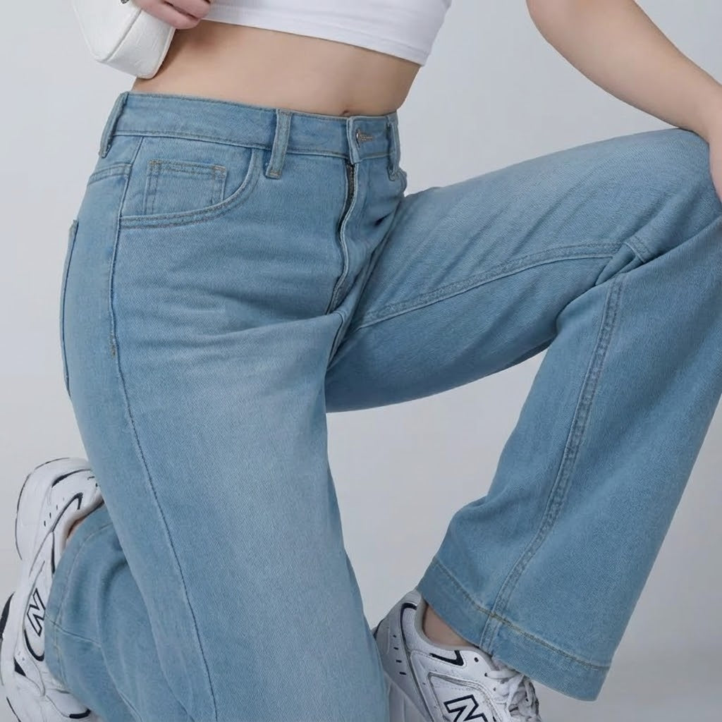 Chiclana™ | Vaqueros rectos de tiro alto y lavado claro - Nuovo&CO